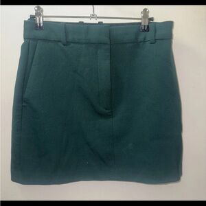 Aritzia Deep Green Pencil Skirt Sz 6 workwear dinner party streetwear trendy